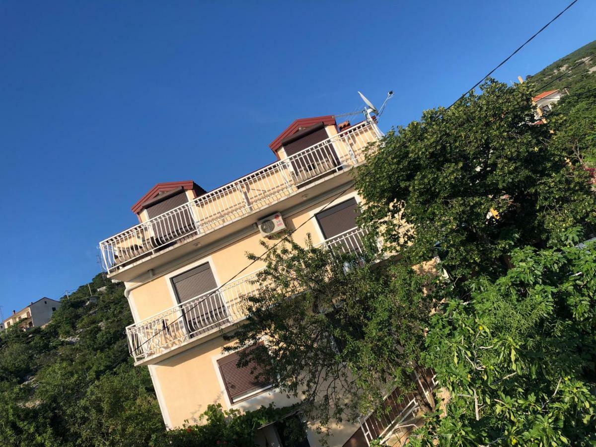 Valentino Apartment Sveti Juraj Bagian luar foto