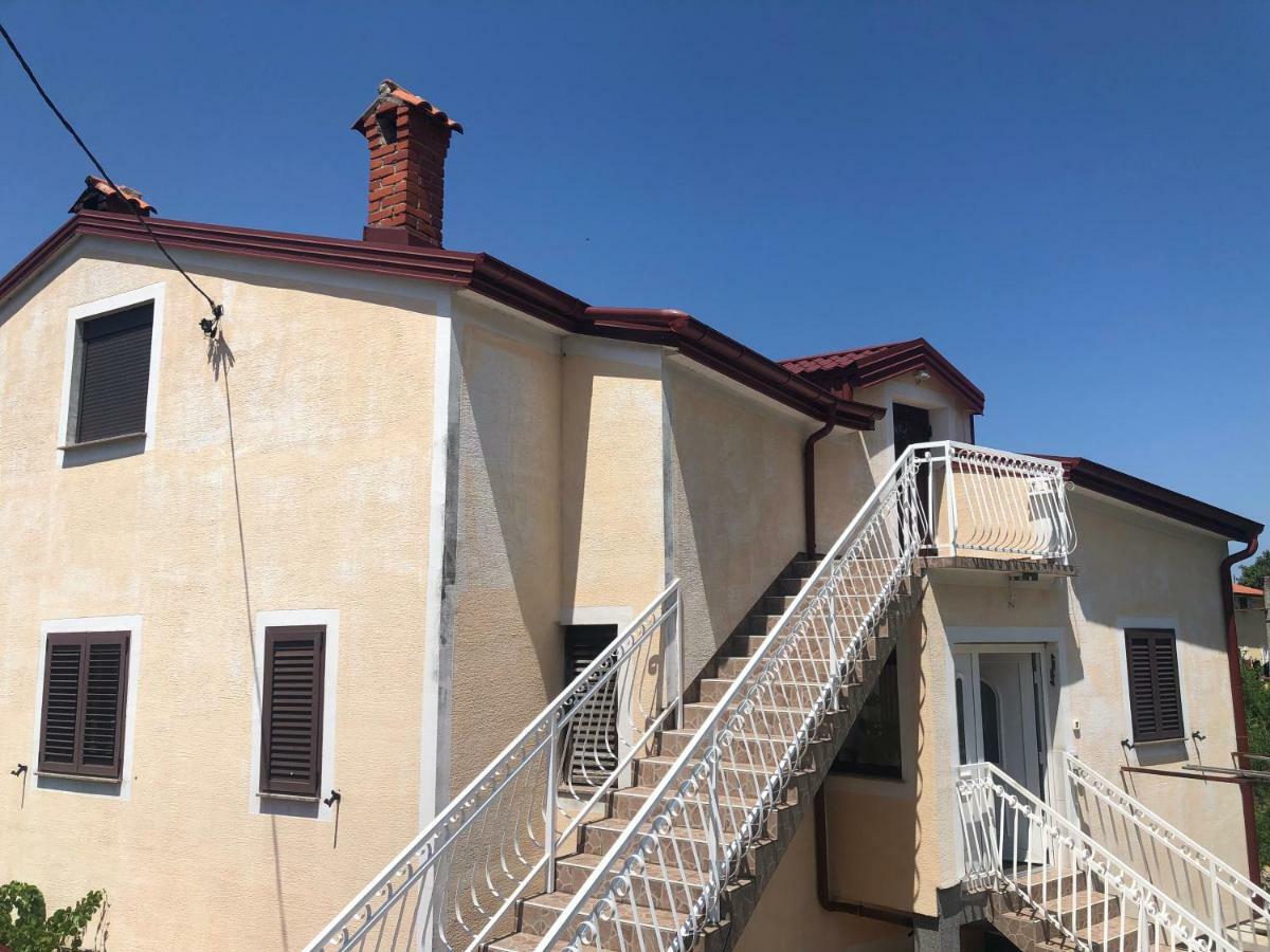 Valentino Apartment Sveti Juraj Bagian luar foto